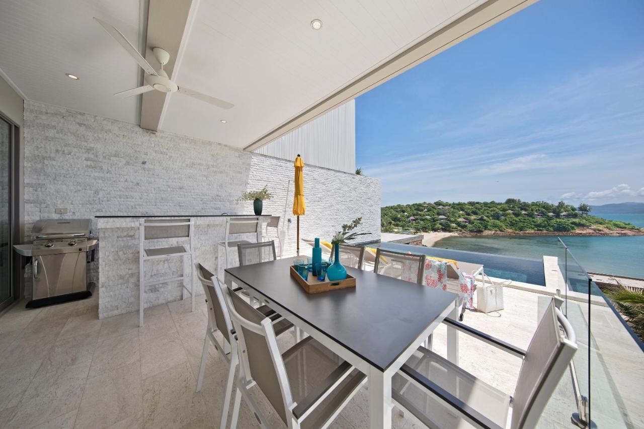 Bayside Luxury Villas: Beachfront Retreat with Sea Views Choeng Mon Exterior photo